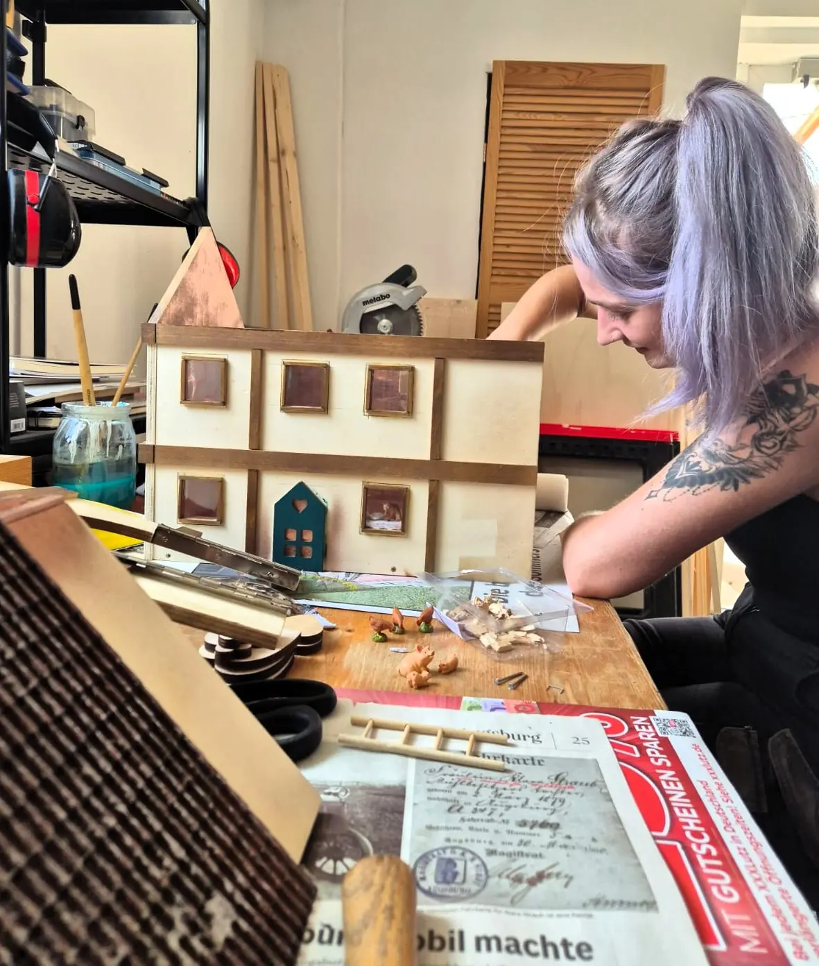 Nenna baut ein Kuvertbox-Haus für Geldgeschenke